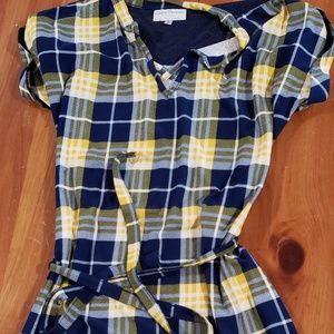 v-cut string belted dress